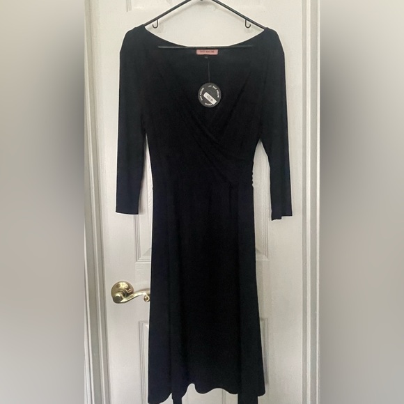 East Adeline Dresses & Skirts - NWT East Adeline Dark Navy Blue 3/4 Sleeve Midi Dress Size 1X